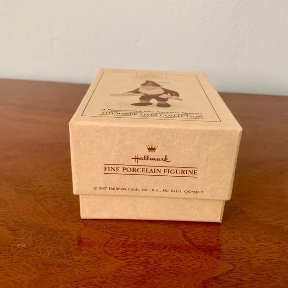 Hallmark Gold Crown  1987 Toymaker Elf ~ Hans - Picture 3 of 8